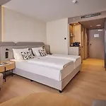 Atlantic Frankfurt Hotel 4*