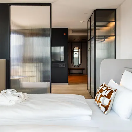 ホテル Atlantic Frankfurt 4*