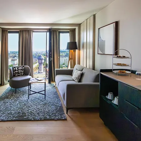 ホテル Atlantic Frankfurt 4*