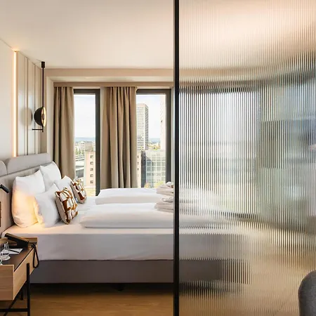 ホテル Atlantic Frankfurt 4*